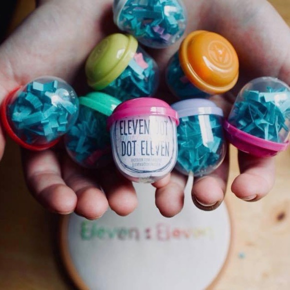 Hedwig Owl Harry Potter Stud Earrings - Picture 6 of 6